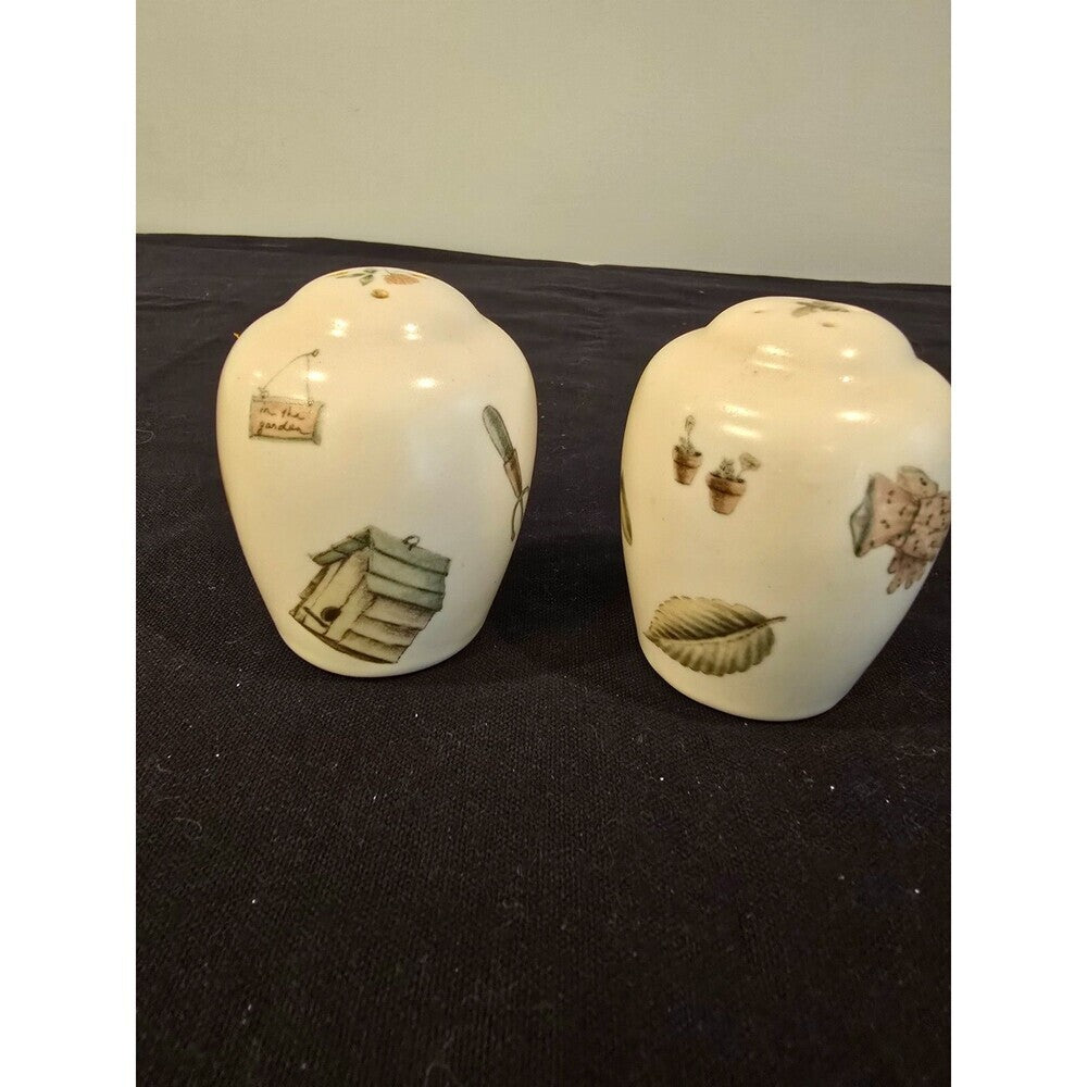 Pfaltzgraff Naturewood Salt & Pepper Shakers – Herb Print Stoneware